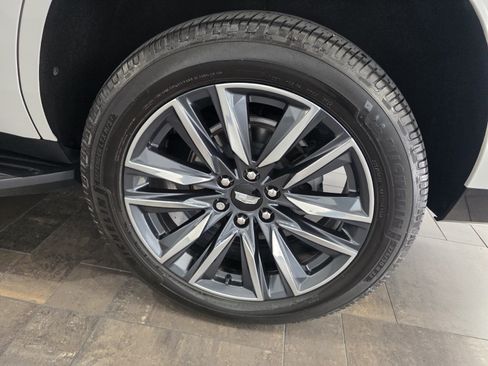Used 2022 Cadillac Escalade Sport Platinum RWD image 15