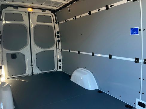 New 2026 Mercedes-Benz Sprinter 2500 image 15