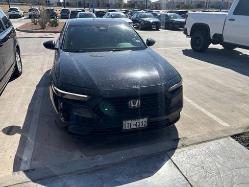 Used 2024 Honda Accord Sport image 2