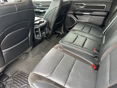 Used 2024 RAM 1500 Laramie image 11