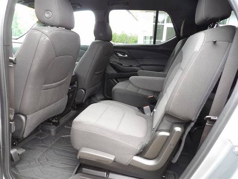 Used 2023 Chevrolet Traverse LT AWD/4WD image 31