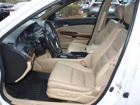 Used 2012 Honda Accord EX-L image 8