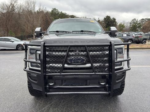 Used 2022 Ford F250 Platinum w/ FX4 Off-Road Package image 2