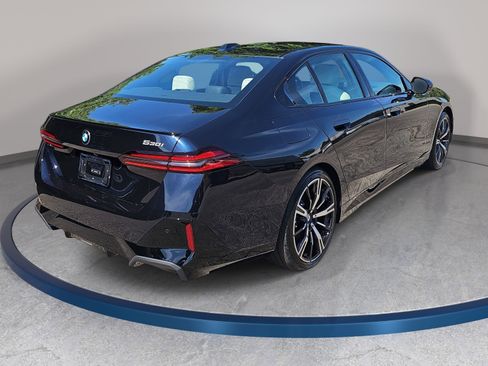 New 2027 BMW 530i RWD image 5