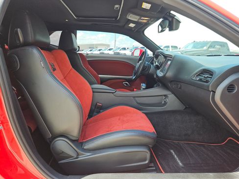 Used 2016 Dodge Challenger R/T Scat Pack RWD image 26