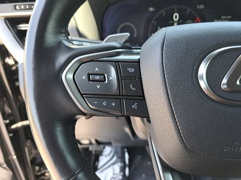 Used 2025 Lexus GX 550 w/ Cold Area Package AWD/4WD image 19