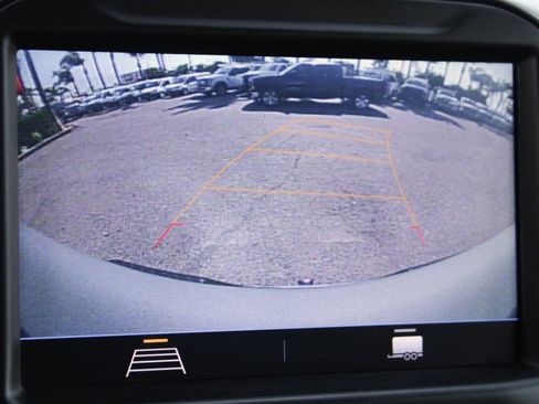 Used 2020 Chevrolet Silverado 1500 LT w/ Convenience Package image 22