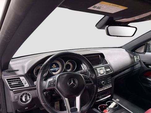 Used 2017 Mercedes-Benz E 400 Cabriolet image 11