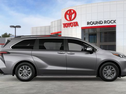 New 2026 Toyota Sienna XLE FWD image 12