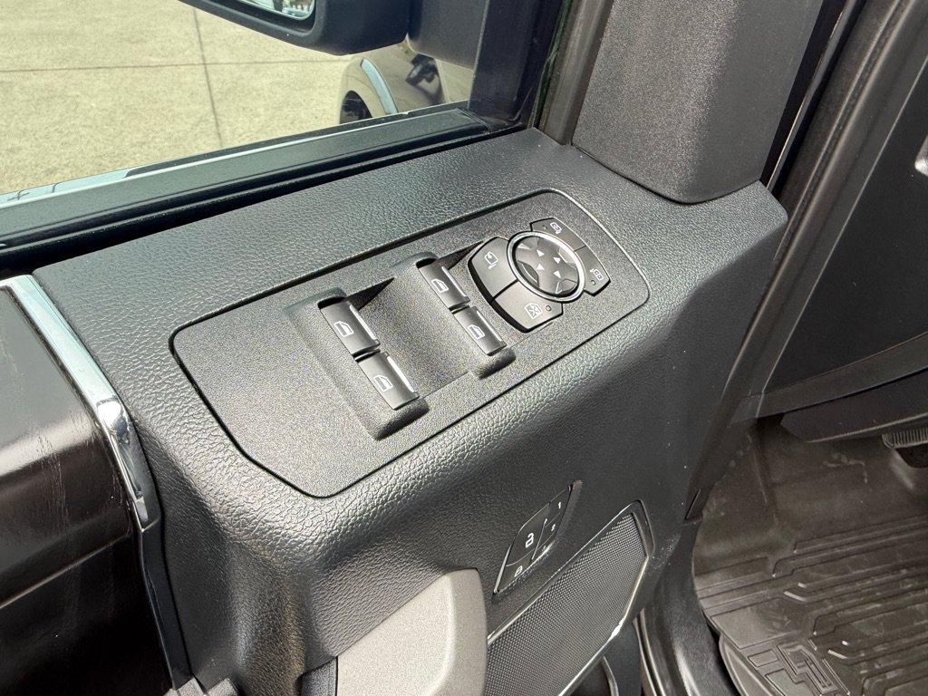 Used 2020 Ford F150 Platinum w/ Technology Package AWD/4WD image 24
