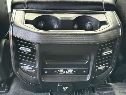 Used 2022 RAM 1500 Limited AWD/4WD image 33