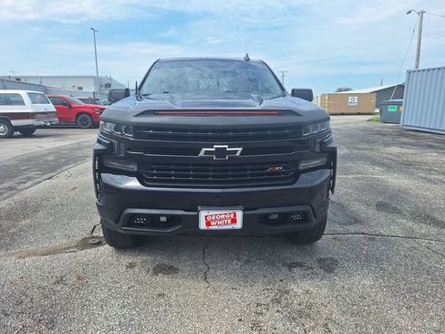 Used 2020 Chevrolet Silverado 1500 LT Trail Boss AWD/4WD image 9