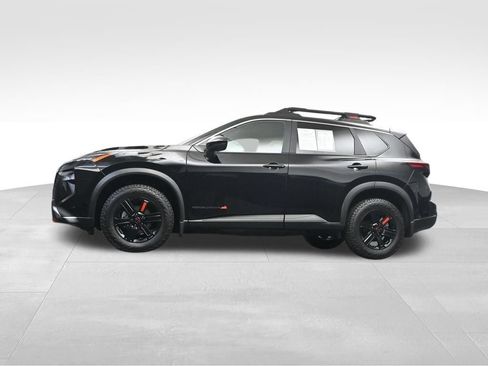Used 2025 Nissan Rogue SV w/ Rock Creek Premium Package AWD/4WD image 25