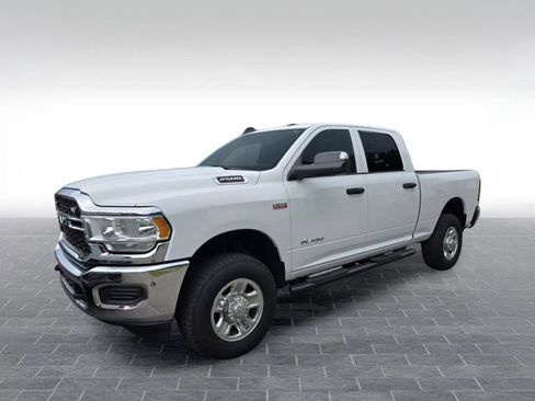 Used 2021 RAM 2500 Tradesman w/ Chrome Appearance Group AWD/4WD image 2
