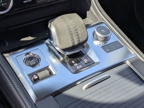 Used 2024 Jaguar F-PACE R-Dynamic S image 24