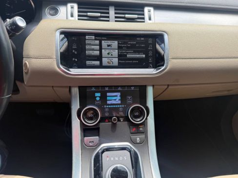 Used 2015 Land Rover Range Rover Evoque Pure Premium AWD/4WD image 21