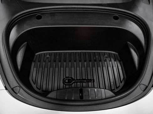 Used 2023 Tesla Model 3 Standard Range RWD image 47