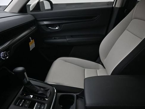 Used 2026 Honda CR-V LX image 13