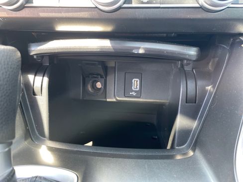Used 2018 Honda Accord LX image 16