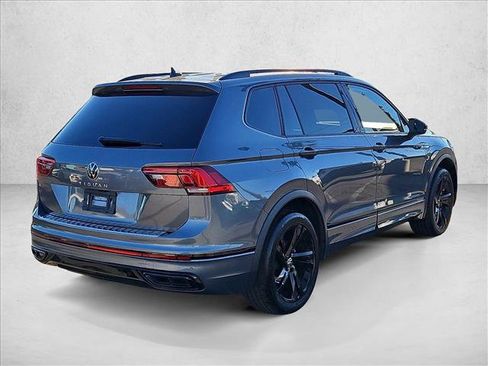 Used 2023 Volkswagen Tiguan SE R-Line image 5