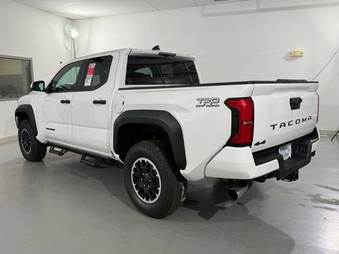 New 2025 Toyota Tacoma TRD Off-Road image 6