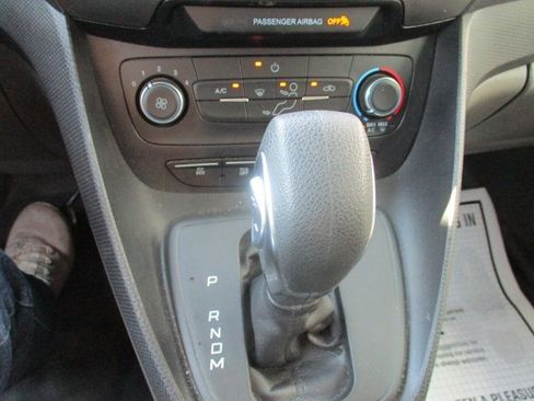 Used 2020 Ford Transit Connect XL image 16