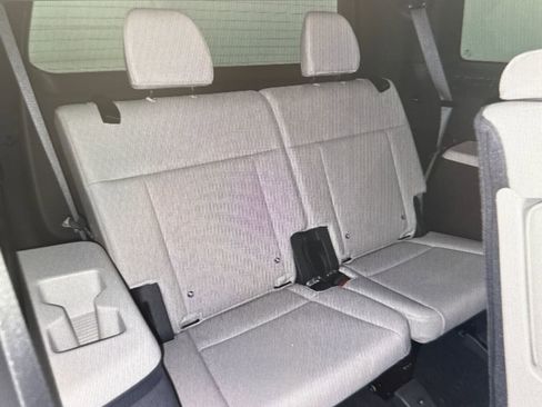 Certified 2025 Hyundai Santa Fe Limited image 13