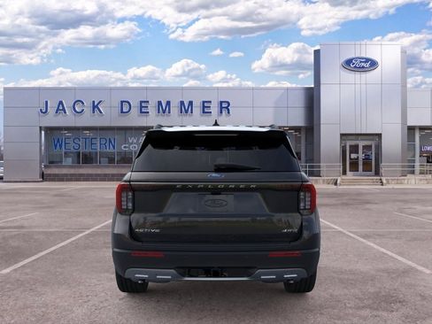 Used 2026 Ford Explorer Active w/ Active Comfort Package AWD/4WD image 28