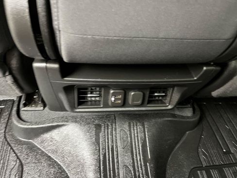 Used 2021 GMC Sierra 1500 Elevation AWD/4WD image 12