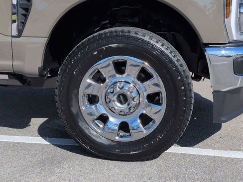 New 2026 Ford F250 King Ranch w/ Chrome Package AWD/4WD image 11