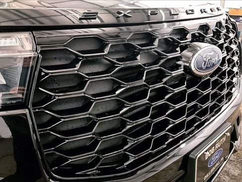 New 2026 Ford Explorer ST-Line w/ ST-Line Street Pack image 30