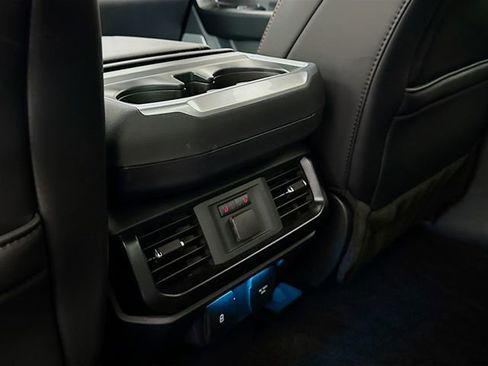 Used 2025 Ford F150 Raptor AWD/4WD image 27