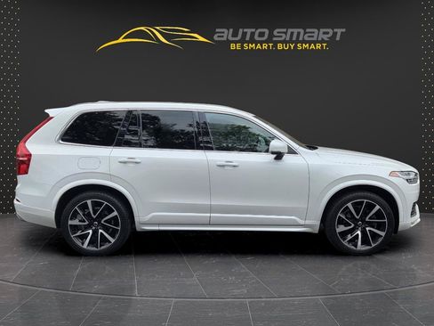 Used 2020 Volvo XC90 T6 Momentum w/ Protection Package AWD/4WD image 10