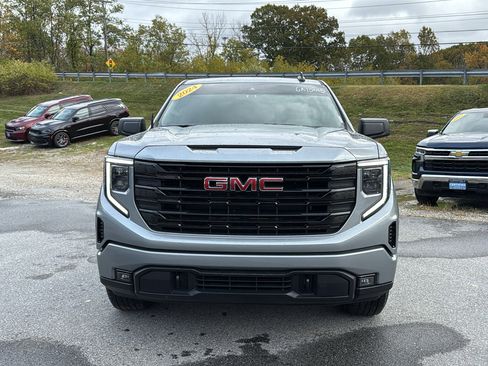 Used 2024 GMC Sierra 1500 Elevation image 8