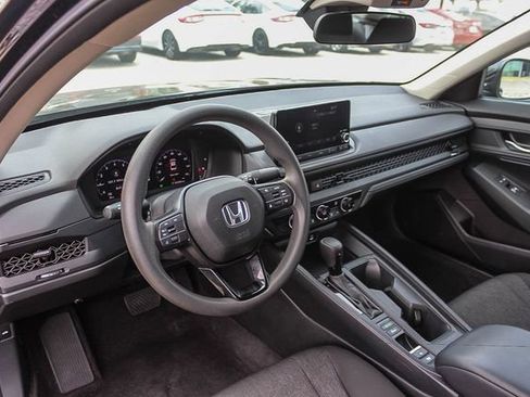 Used 2023 Honda Accord LX image 23