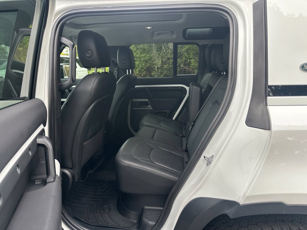 Used 2024 Land Rover Defender 110 S AWD/4WD image 25