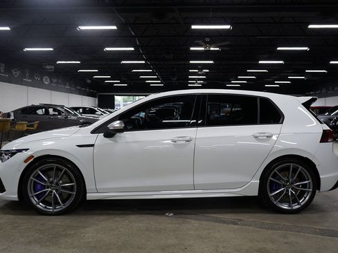Used 2024 Volkswagen Golf R AWD/4WD image 2
