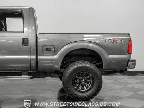 Used 2011 Ford F250 XLT w/ XLT Appearance Pkg image 27