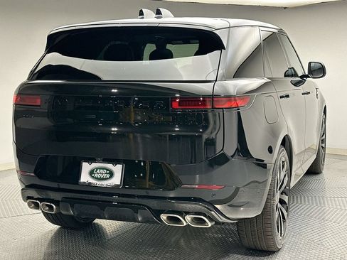 Certified 2025 Land Rover Range Rover Sport Dynamic SE AWD/4WD image 3