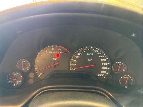 Used 1999 Chevrolet Corvette Coupe w/ Memory Pkg image 11