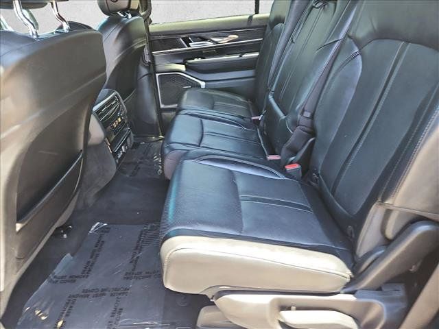 Used 2022 Jeep Wagoneer Series II w/ Premium Group I AWD/4WD image 26
