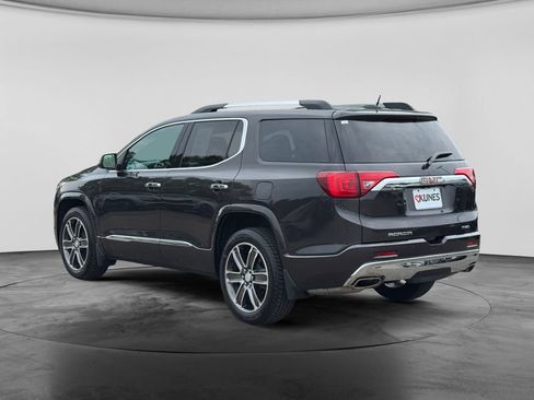 Used 2017 GMC Acadia Denali w/ Technology Package AWD/4WD image 8