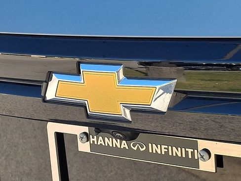 Used 2025 Chevrolet Traverse High Country w/ LPO, Floor Liner Package FWD image 30