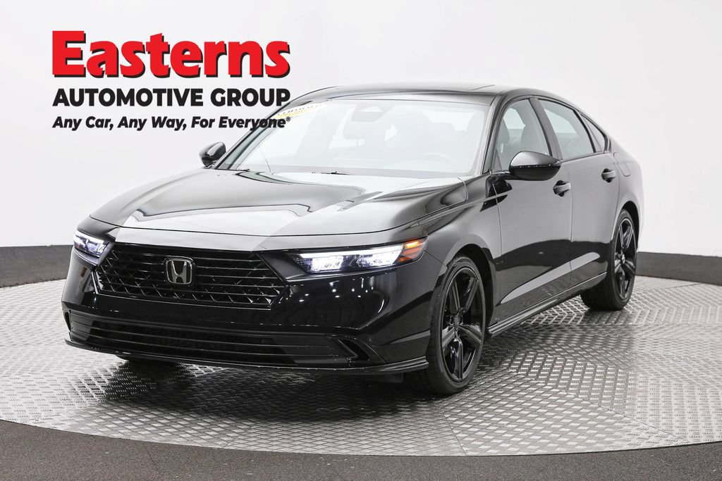 Used 2024 Honda Accord Sport image 1