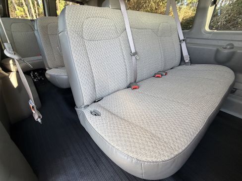 Used 2024 Chevrolet Express 3500 LS image 48