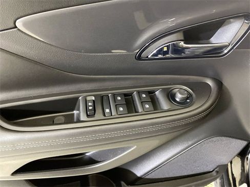 Used 2022 Buick Encore Preferred w/ Safety Package image 26