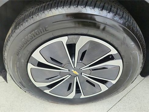 Used 2024 Chevrolet Blazer EV LT image 59