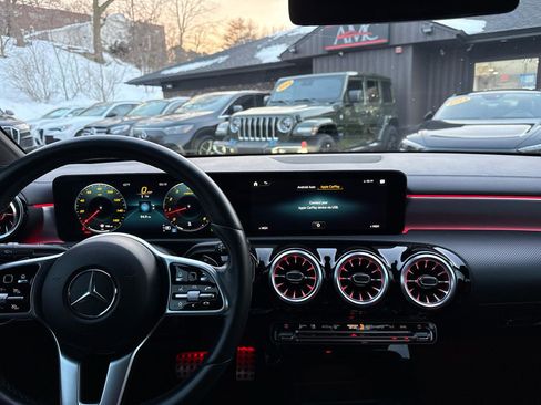 Used 2022 Mercedes-Benz A 220 4MATIC w/ AMG Line image 64