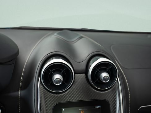 Used 2023 McLaren GT RWD image 13