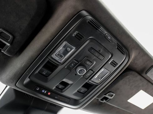 Used 2023 Cadillac Escalade ESV V image 19